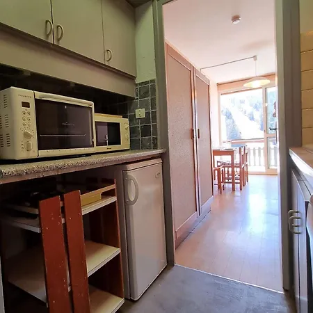 Cosy Pour 4 Pers., Proche Telesiege Le Jas, Parking Et Wi-fi Inclus - Fr-1-525-282 Apartment